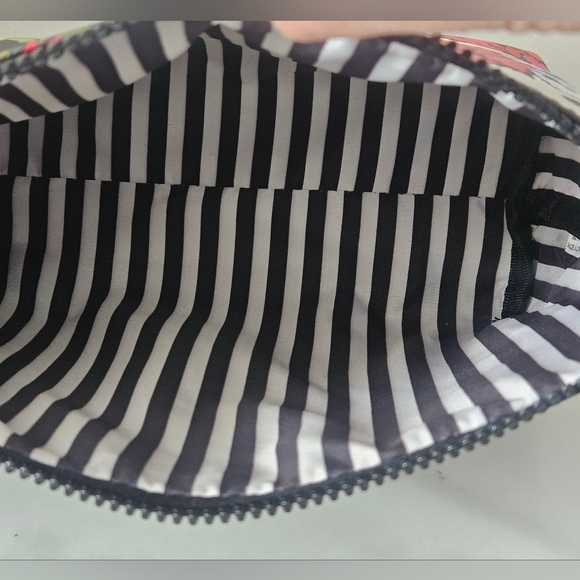 Dog Theme 4-Piece Bundle - Picture 13 of 13